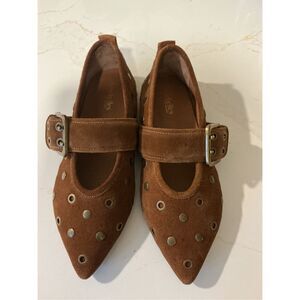 Seychelles Abbey Flats Sz 9 Suede Grommet Accent